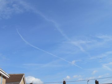 UK chemtrail 30th March 2019 12:47 GMT ... deliberate geo-engineering.